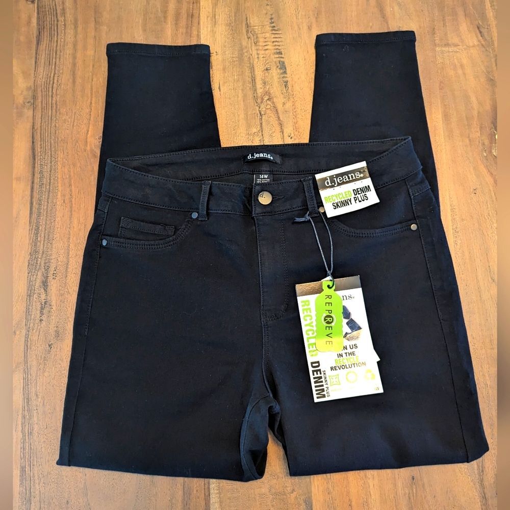 New with tag "d.jeans" Recycled Denim Skinny Plus Jeans Size 14W